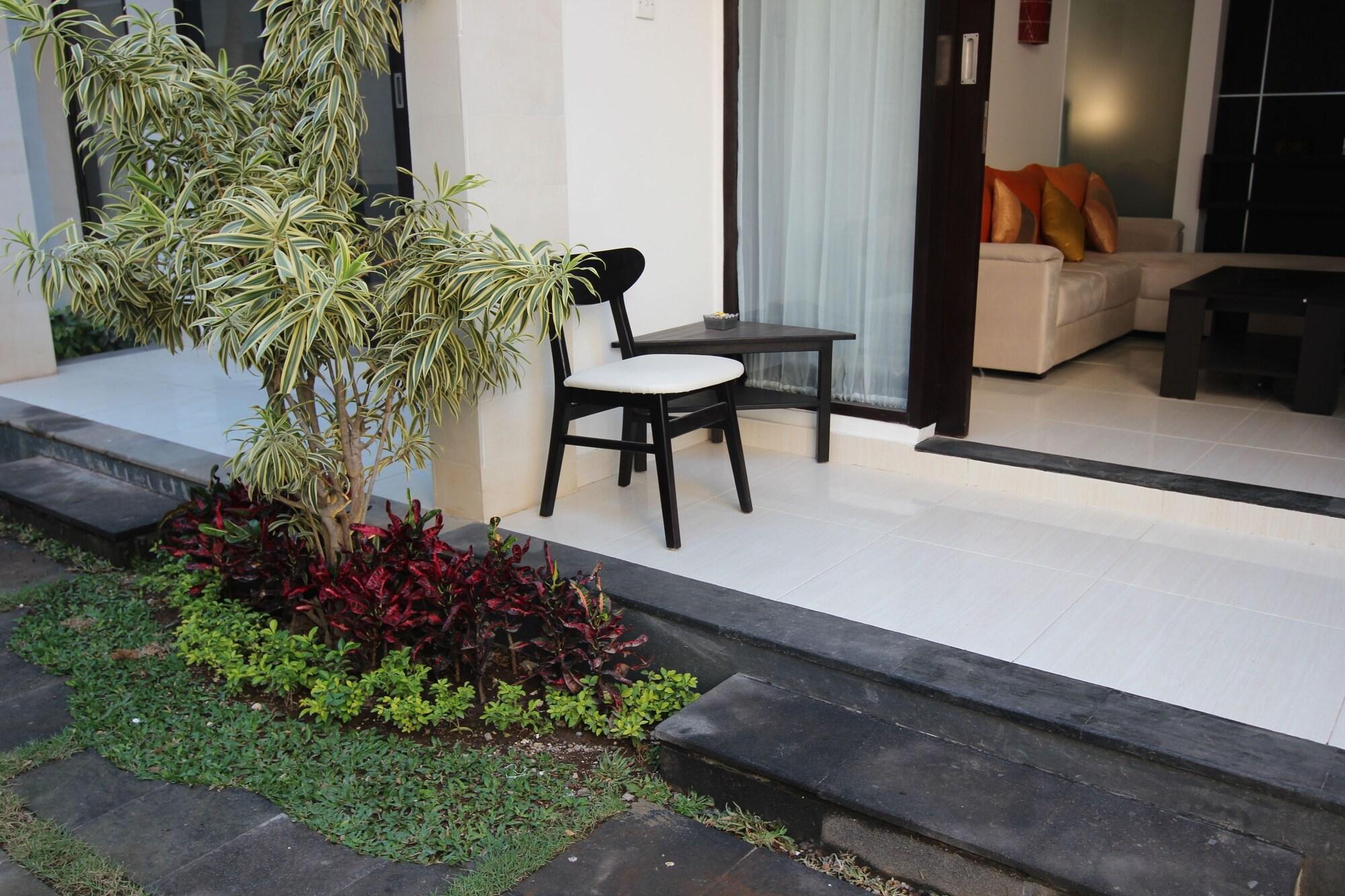 The Diana Suite Kuta Lombok Exterior foto