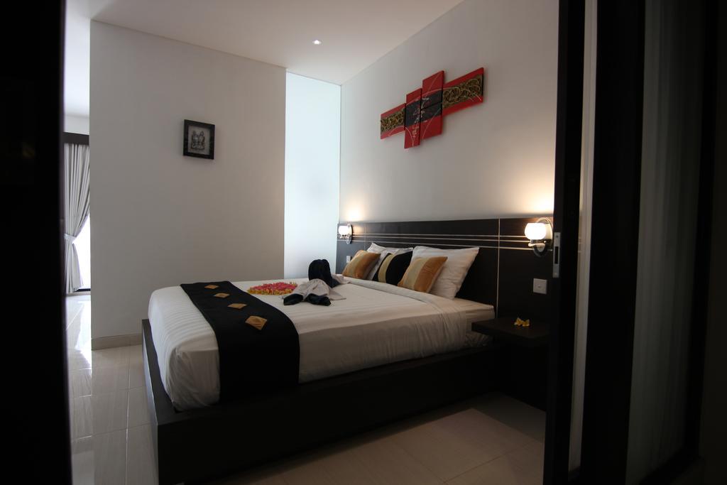 The Diana Suite Kuta Lombok Exterior foto
