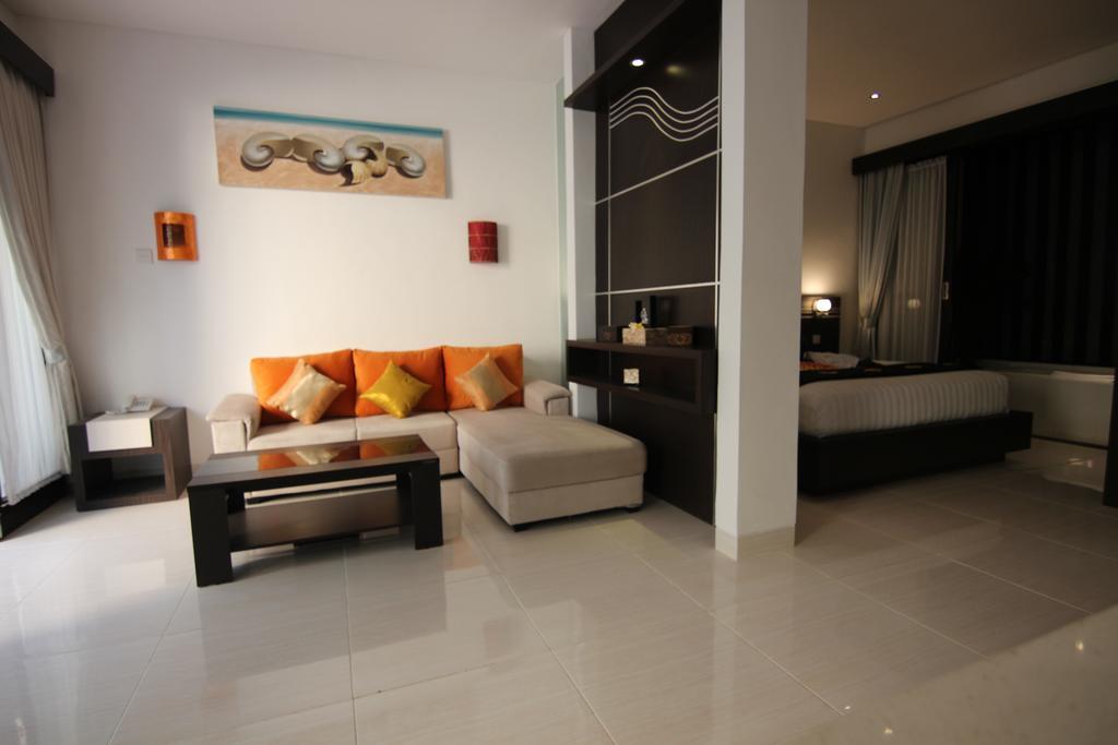 The Diana Suite Kuta Lombok Exterior foto