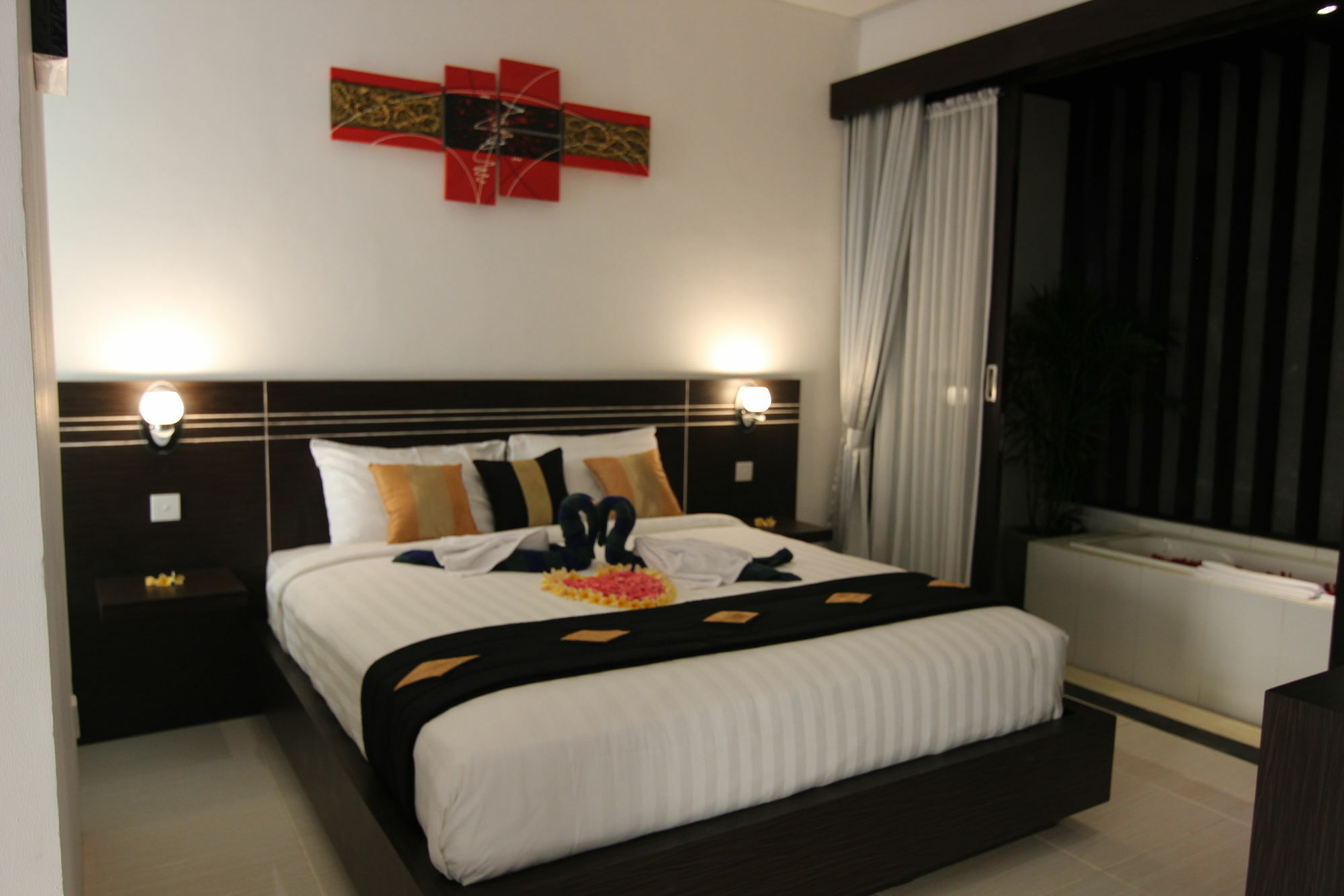 The Diana Suite Kuta Lombok Exterior foto