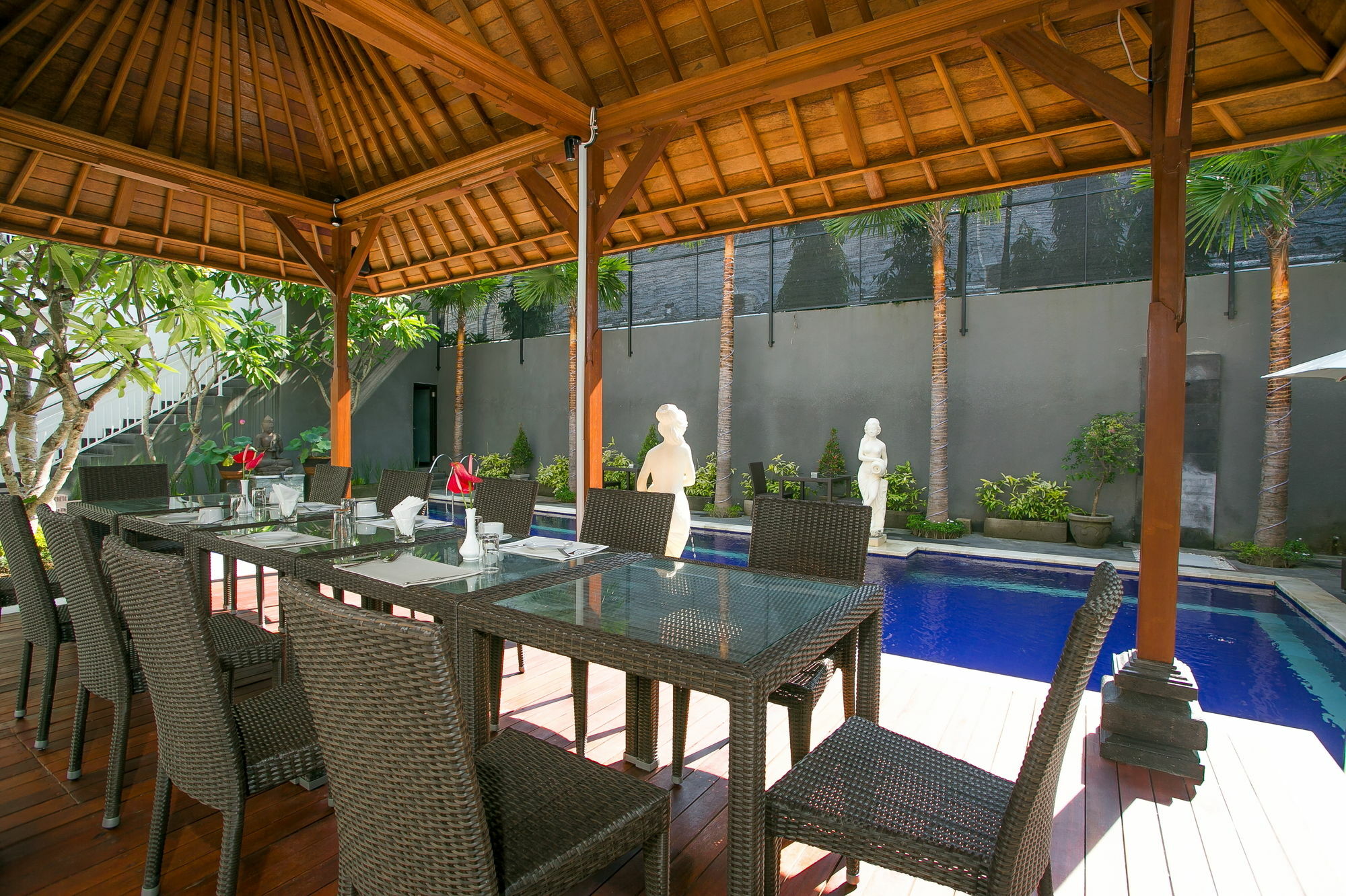 The Diana Suite Kuta Lombok Exterior foto