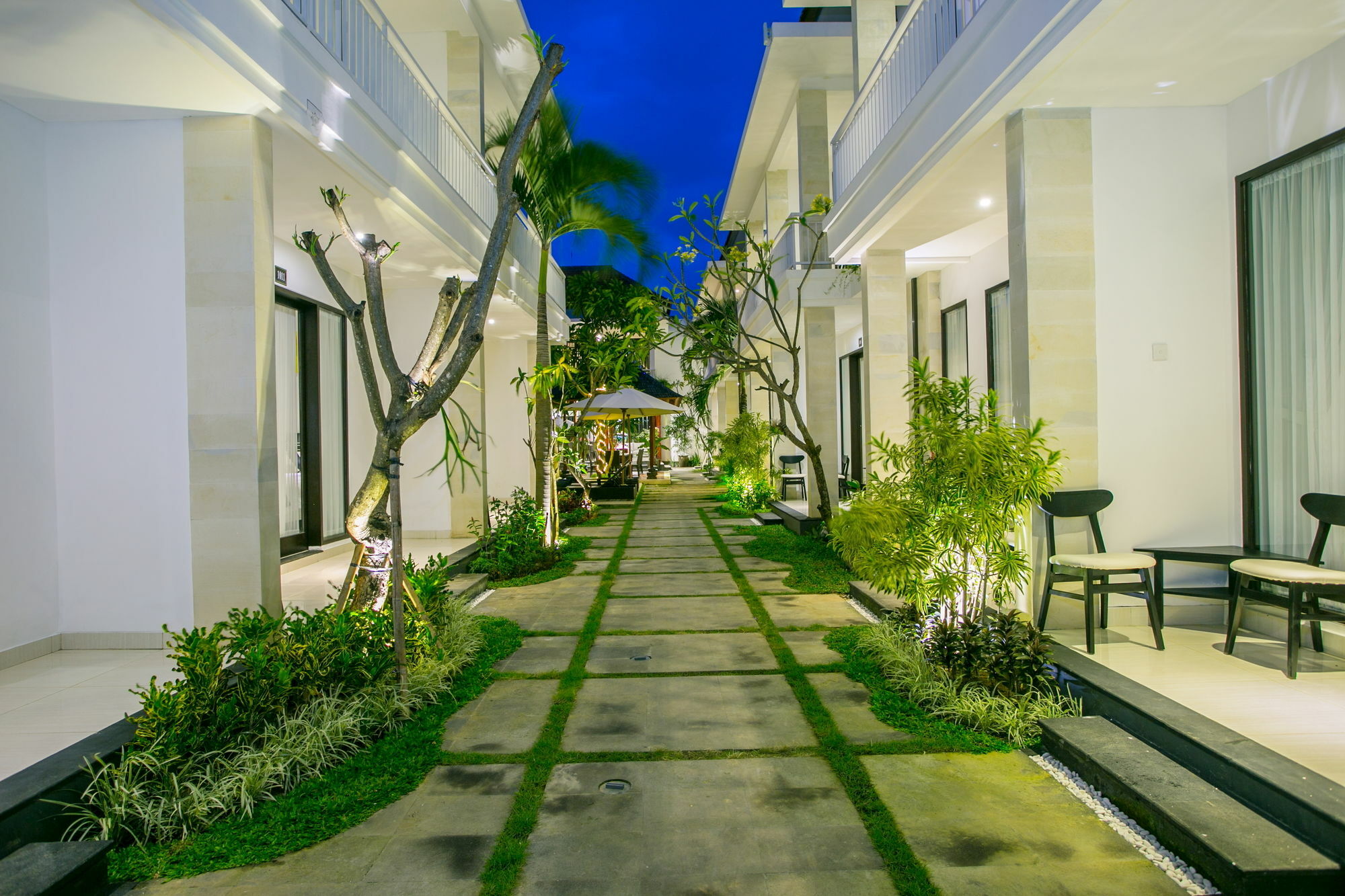 The Diana Suite Kuta Lombok Exterior foto